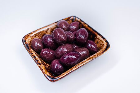 Маслины гигант и оливки каламата