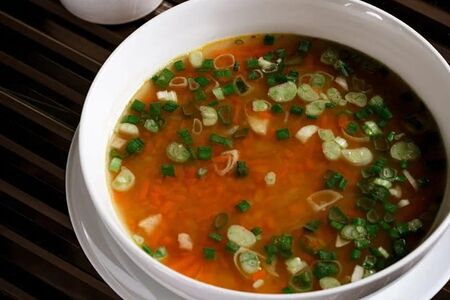 Суп гороховый с сухариками