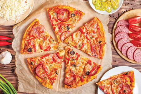 Пицца Салями