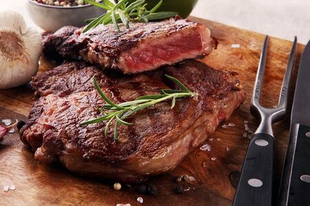 Антрекот cвинoй