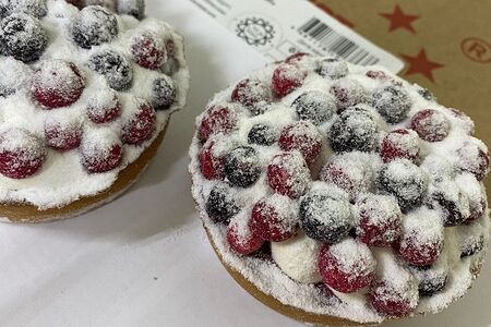 Тарталетка ягодная со смородиной