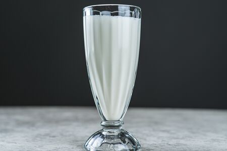 Банановый молочный коктейль