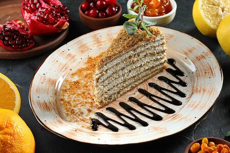 Торт Медовик