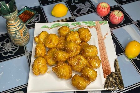 Яблоко в карамели