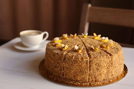 Бабушкин медовик