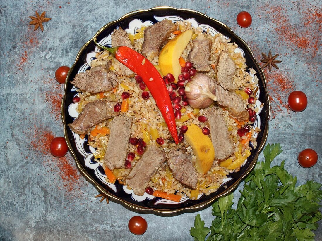 Дом плова меню. Шаурма плов шашлык. Дом плова меню. Ковурма жаркое. Шаурма с пловом.