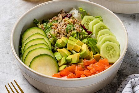 Боул с лососем