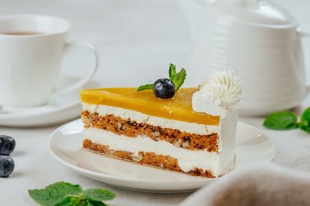 Морковный торт