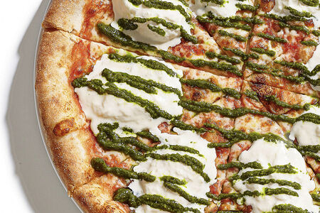 Пицца со страчателлой