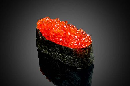 Гункан с Красной Икрой