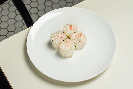 Ролл Тигровая креветка в маменори