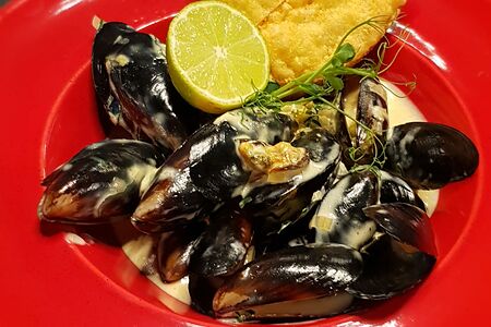 Мидии по-средиземноморски