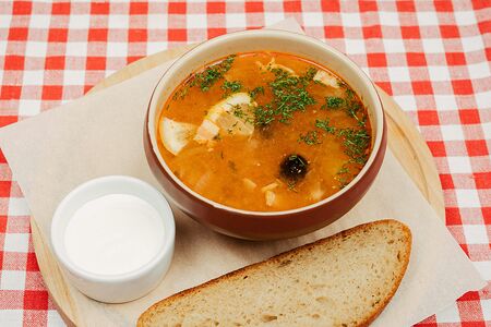 Солянка мясная