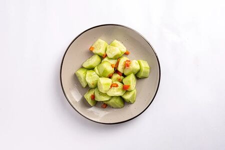 Огурцы с чесноком