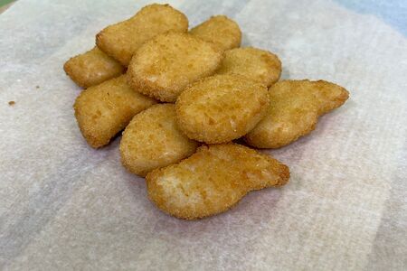 Куриные наггетсы