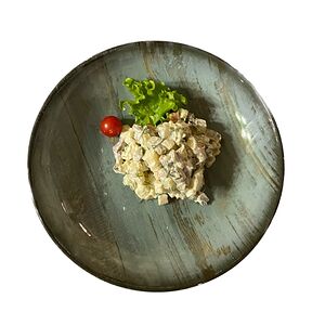 Салат Оливье с курицей