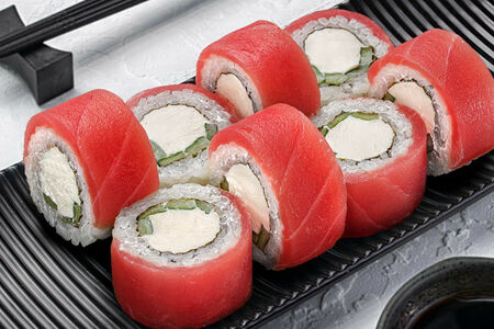 Филадельфия с тунцом 8 шт