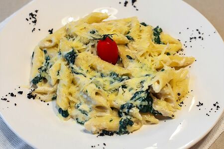 Пенне Шпинат и рикотта