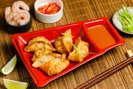 Гедзе с креветками и свининой