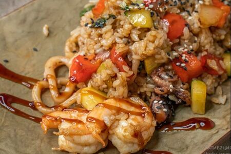 Тяхан с морепродуктами