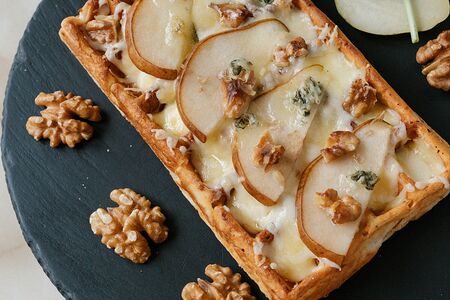 Груша-горгонзола