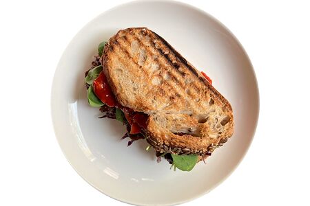 Сандвич с говядиной и сальсой