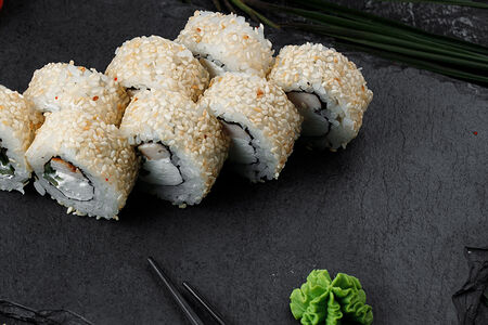 Сливочный ролл с угрем