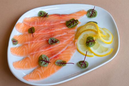Лосось слабосоленый