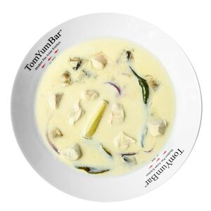 Том Кха с курицей