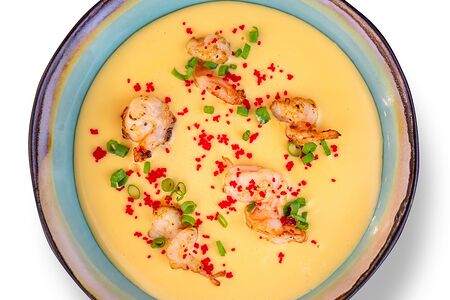 Сырный суп с креветками по-французски