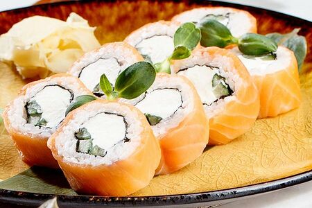 Филадельфия со слабосоленым лососем