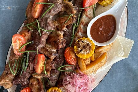 Ассорти из шашлыков