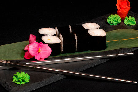 Маки с креветкой