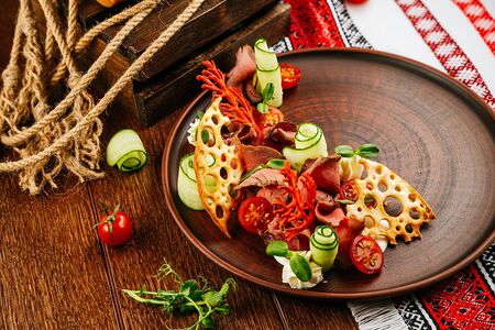 Ростбиф с сырным соусом