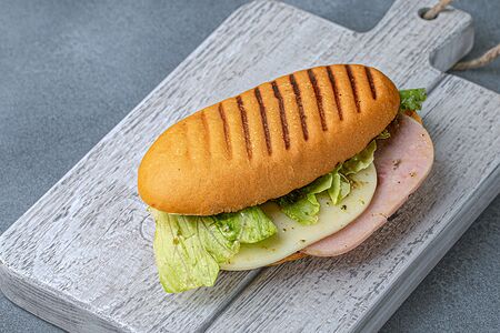 Панини с ветчиной и сыром