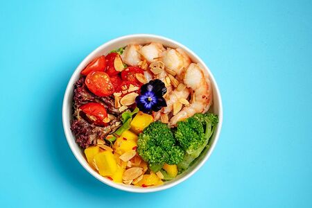 Боул с креветкой