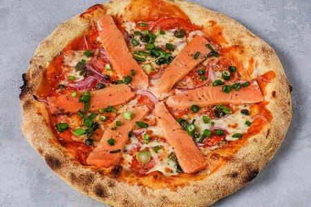 С лососем и каперсами