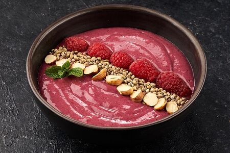 Смузи-боул Малина-Геркулес