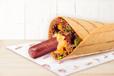 Чили Чиз Рулле с колбаской альпийской