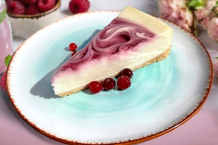 Чизкейк малиновый