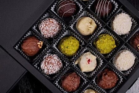 Ассорти из 16 конфет