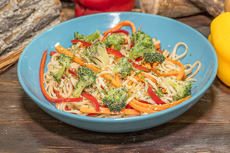 Удон с овощами