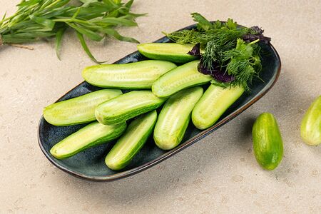 Свежие бакинские огурцы