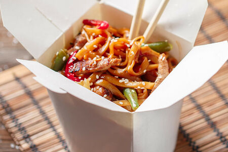 Вок с курицей