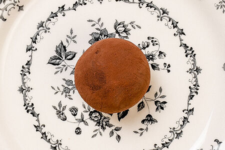 Шоколадные трюфели с розмарином