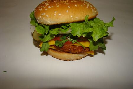 Бургер Кавказ куриный S