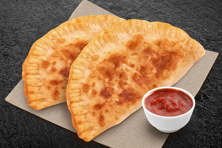 Чебуреки с говядиной и свининой