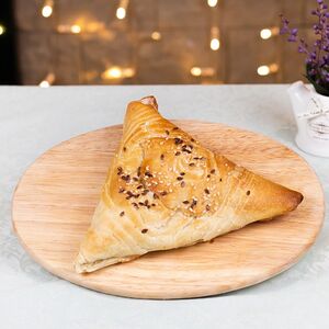 Самса с куриным филе и картофелем