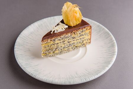 Маковый торт