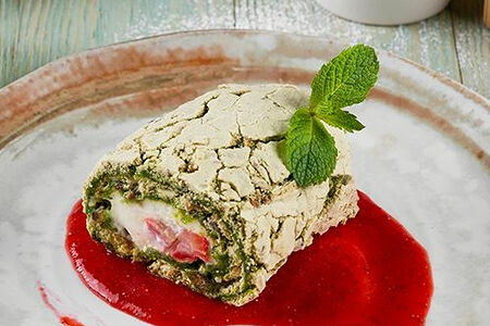 Фисташковый рулет